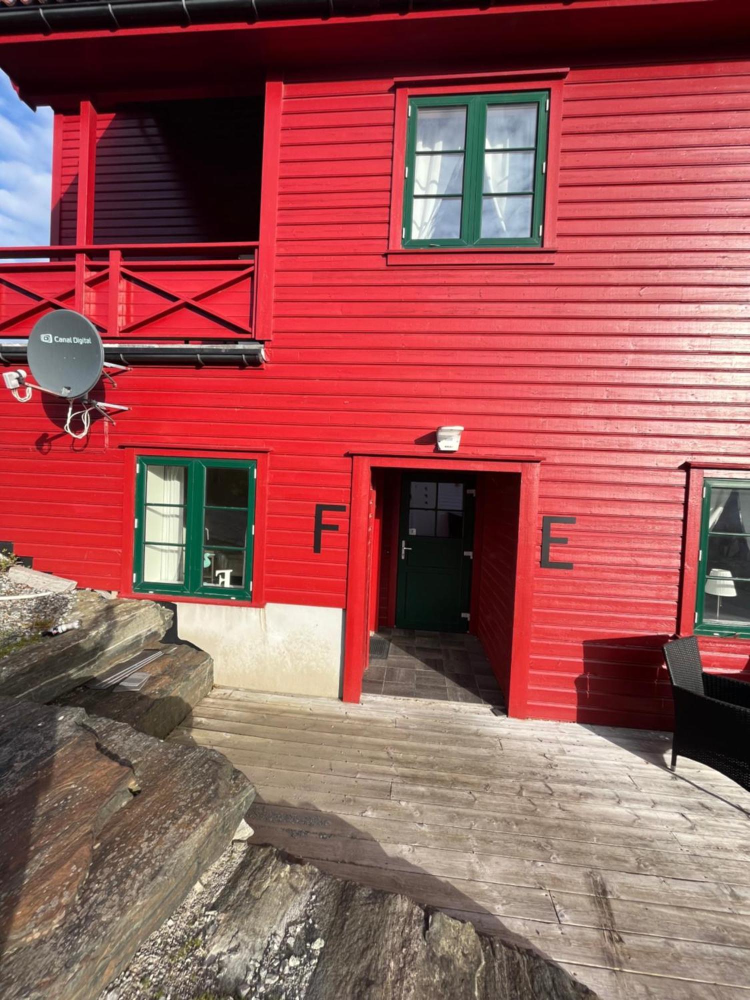 Sjoberg Hotell Og Ferie Leiligheter Østhusvik Zewnętrze zdjęcie