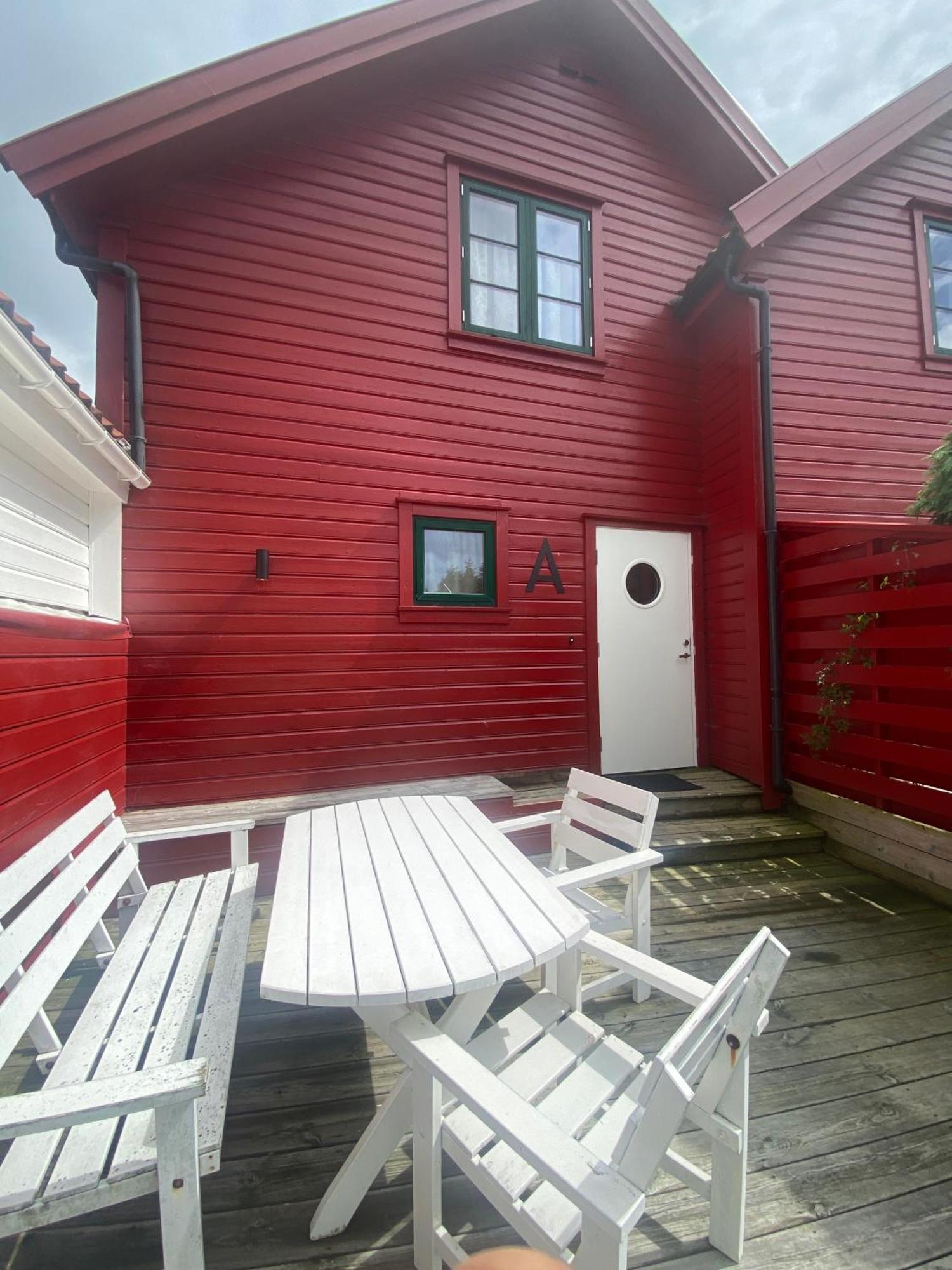 Sjoberg Hotell Og Ferie Leiligheter Østhusvik Zewnętrze zdjęcie